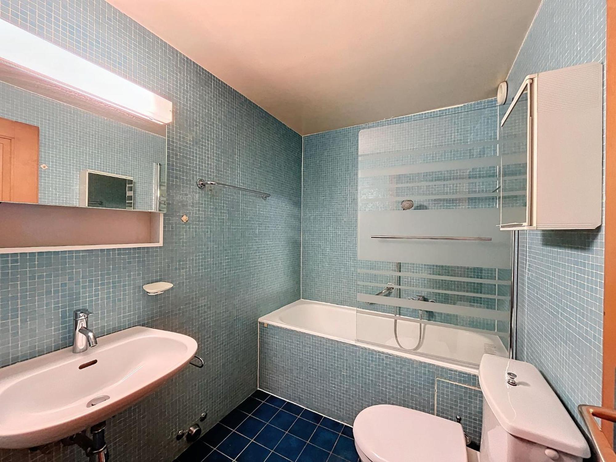 Ambassador 102 Apartment *